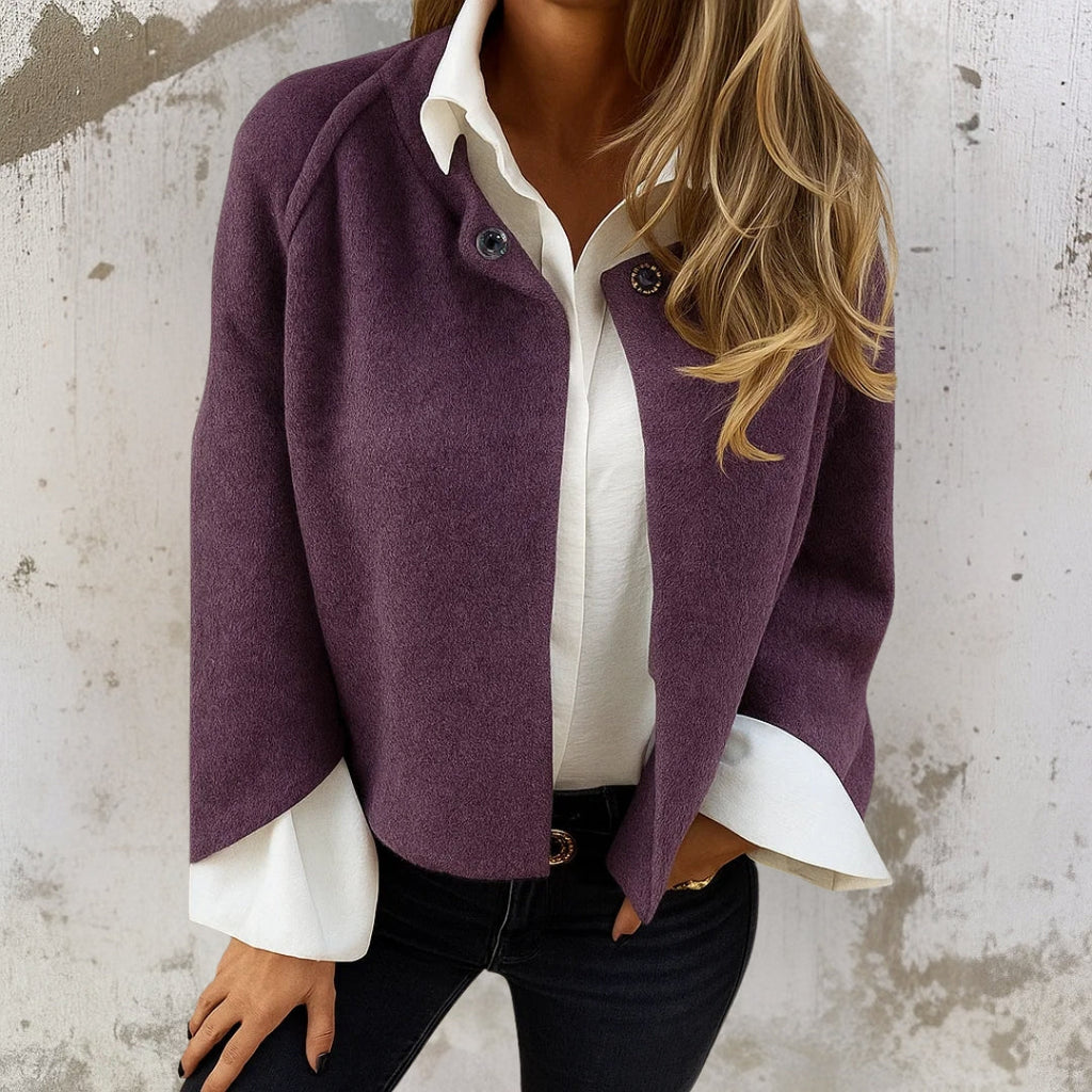 Florine™ – Élégance Douce en Coupe Courte