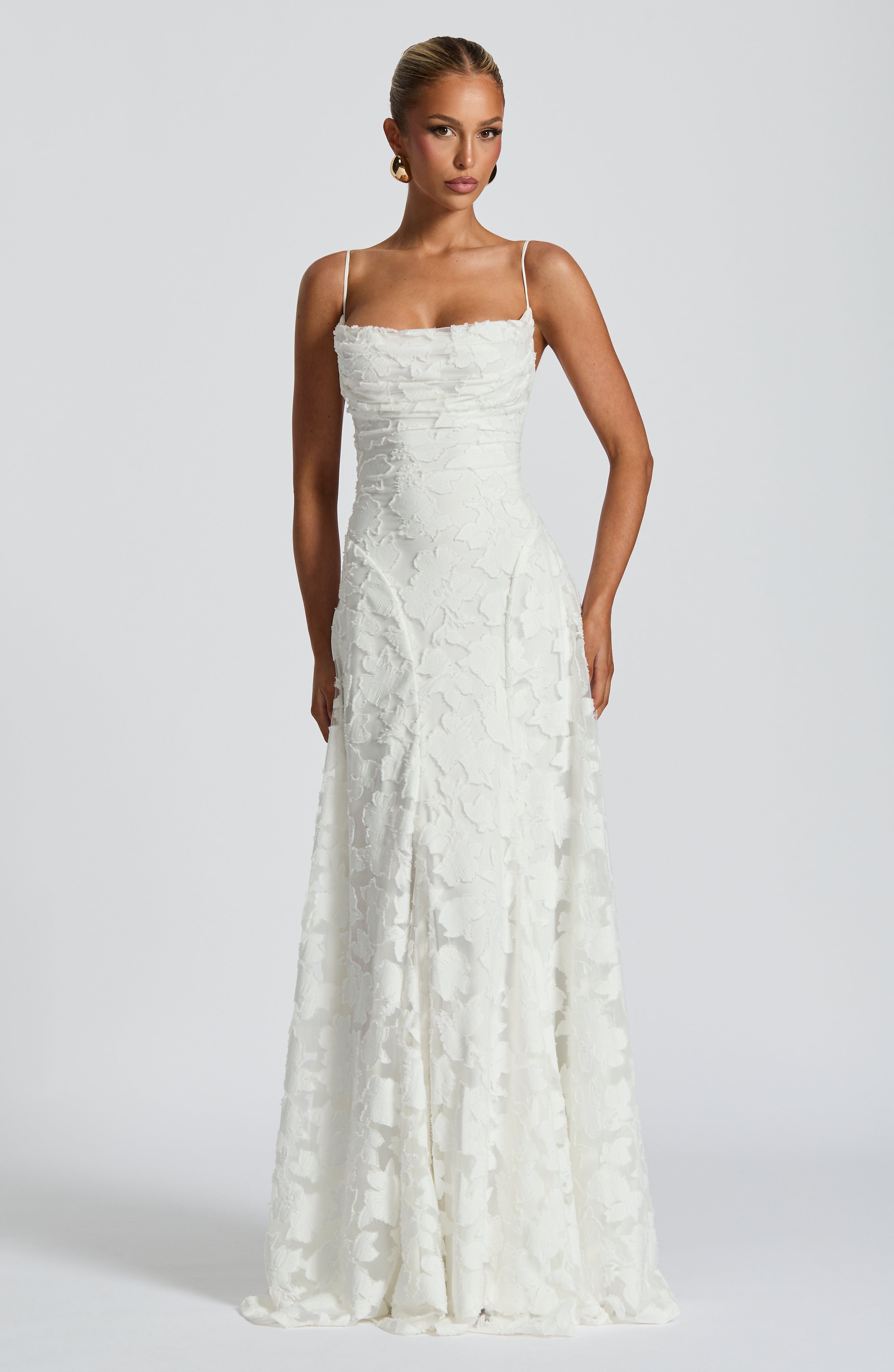 Élodie™ – Élégance fluide pour toutes les occasions